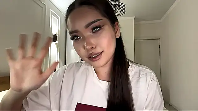 MardellHeavrin online show from April 12, 2026, 2:20 pm