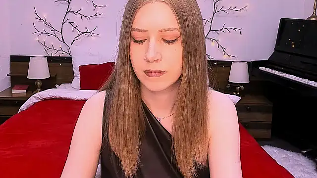 cheeky chick online show from April 14, 2026, 1:16 pm