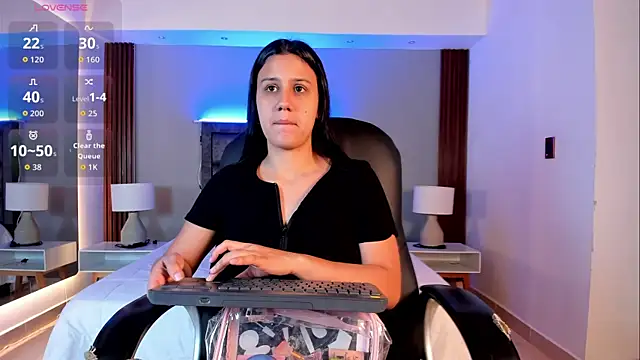 arianarousee online show from June 14, 2026, 12:28 pm