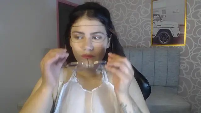 Snapshot of Scarlett_jhonson_ch chatting on June 5, 2026, 7:52 pm Scarlett jhonson ch online show from June 5, 2026, 7:52 pm