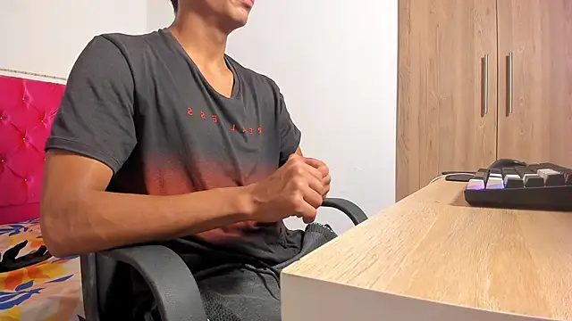 skinny sam online show from April 9, 2026, 3:52 am