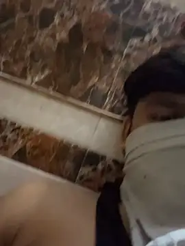 Badbuddy00 online show from April 9, 2026, 6:19 am