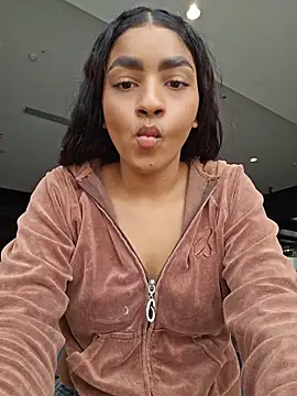 Snapshot of Milu_Luthor chatting on May 4, 2026, 3:59 pm Milu Luthor online show from May 4, 2026, 3:59 pm