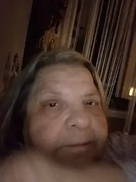 Snapshot of MartaMia68 chatting on June 1, 2026, 7:35 pm MartaMia68 online show from June 1, 2026, 7:35 pm