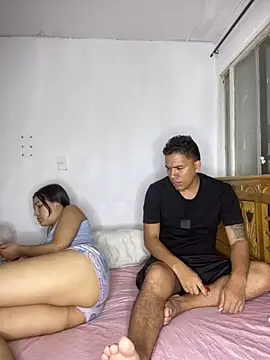 lisa and lian online show from April 10, 2026, 11:12 pm