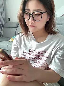 Mu-Mu520 online show from April 14, 2026, 5:45 am