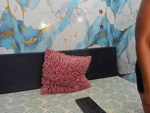 choclatelips xxx online show from April 12, 2026, 5:33 am