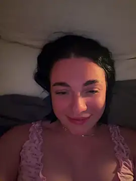 Snapshot of LucyHotty_ chatting on July 17, 2026, 6:49 pm LucyHotty online show from July 17, 2026, 6:49 pm
