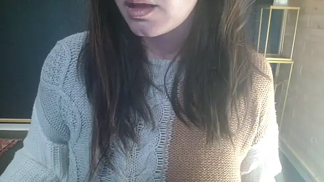 NicoleLove  online show from April 19, 2026, 5:08 am