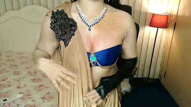Snapshot of chubby_chameli chatting on June 10, 2026, 5:36 pm chubby chameli online show from June 10, 2026, 5:36 pm