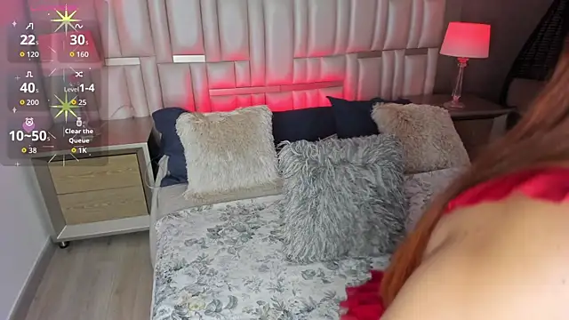 ChloeCartier online show from May 3, 2026, 8:34 pm