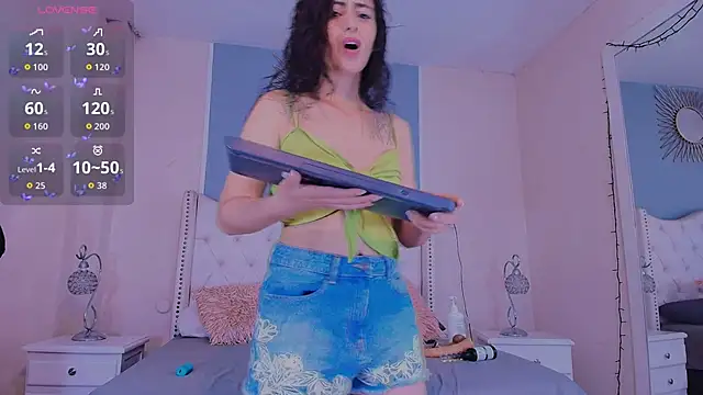 elizabeth santos1 online show from April 10, 2026, 9:11 pm