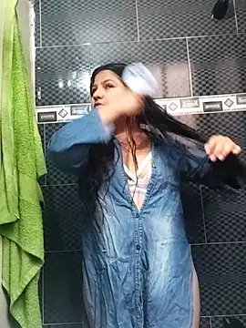 catalella segura online show from April 15, 2026, 3:38 pm