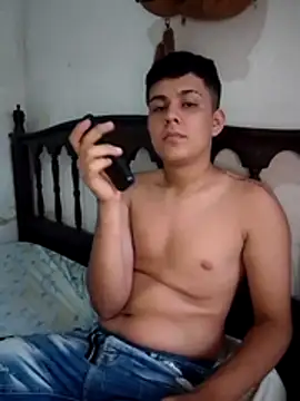 Snapshot of Jacobb_hott96 chatting on May 6, 2026, 10:25 pm Jacobb hott96 online show from May 6, 2026, 10:25 pm