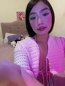 Miakittyyy online show from April 16, 2026, 2:56 am