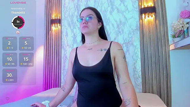 Miss Merlin  online show from June 3, 2026, 4:13 am