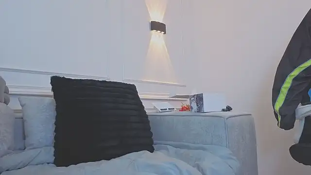 Snapshot of giigii_hadidd chatting on June 24, 2026, 7:11 pm giigii hadidd online show from June 24, 2026, 7:11 pm