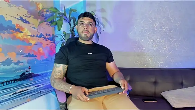 Im Axiel online show from April 18, 2026, 12:46 am