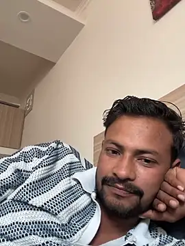 Snapshot of newdelhiBOY_ chatting on May 31, 2026, 9:15 am newdelhiBOY online show from May 31, 2026, 9:15 am