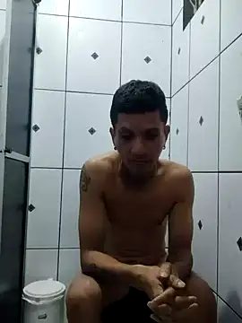 Snapshot of elchamogabotiktok chatting on May 5, 2026, 5:10 am elchamogabotiktok online show from May 5, 2026, 5:10 am