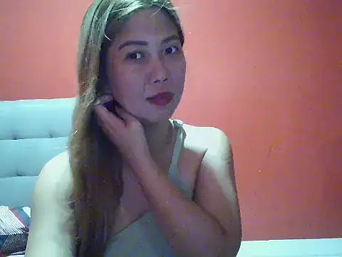 Snapshot of Cutie-Smile chatting on May 19, 2026, 7:37 am Cutie-Smile online show from May 19, 2026, 7:37 am