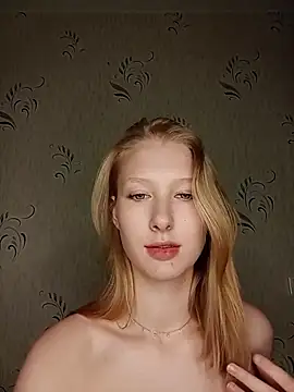 Snapshot of Tanya_Savel chatting on June 1, 2026, 4:28 pm Tanya Savel online show from June 1, 2026, 4:28 pm