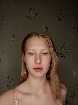 Snapshot of Tanya_Savel chatting on June 2, 2026, 4:29 pm Tanya Savel online show from June 2, 2026, 4:29 pm