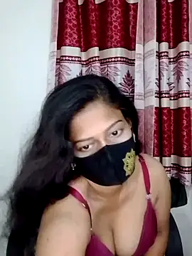 black-woman online show from April 16, 2026, 10:01 pm