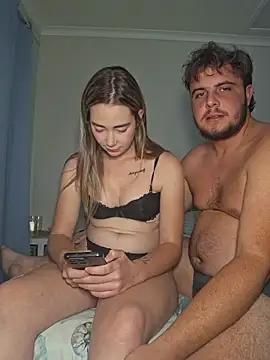 RoxyandRocky online show from April 22, 2026, 4:58 pm