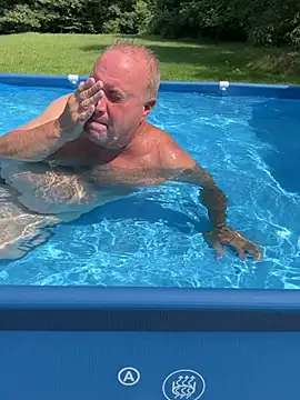 Snapshot of cum_martini chatting on August 4, 2026, 7:07 pm cum martini online show from August 4, 2026, 7:07 pm