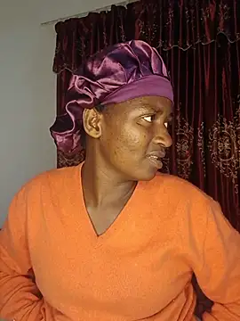 Snapshot of DimpleQueen_01 chatting on July 15, 2026, 6:37 pm DimpleQueen 01 online show from July 15, 2026, 6:37 pm