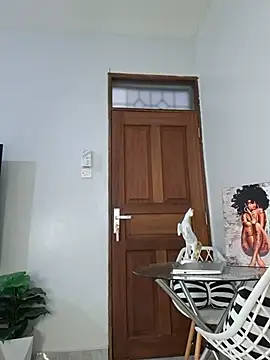 Snapshot of Sexxy_Babe2 chatting on July 1, 2026, 6:36 am Sexxy Babe2 online show from July 1, 2026, 6:36 am