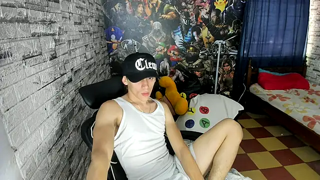 Snapshot of sebas_jusa chatting on July 24, 2026, 1:40 pm sebas jusa online show from July 24, 2026, 1:40 pm