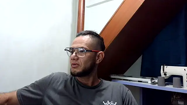 andrew 1520 online show from February 3, 2026, 2:21 am