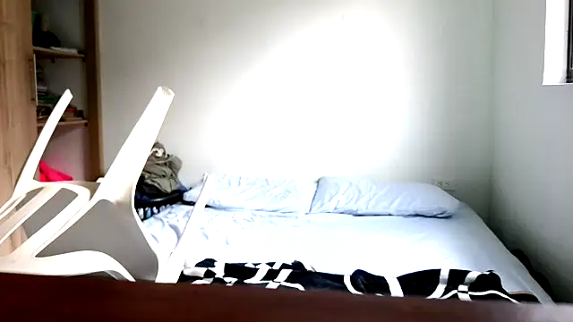 Snapshot of andrew_1520 chatting on November 14, 2025, 8:12 pm andrew 1520 online show from November 14, 2025, 8:12 pm