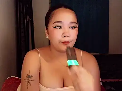 Snapshot of lilywanpolie_ chatting on July 20, 2026, 3:36 pm lilywanpolie online show from July 20, 2026, 3:36 pm