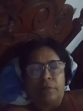 Snapshot of PienCanela chatting on June 14, 2026, 4:14 am PienCanela online show from June 14, 2026, 4:14 am