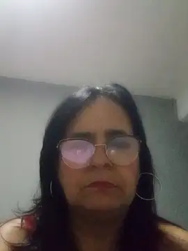 PienCanela online show from April 17, 2026, 9:45 am