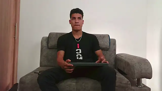 steven muller online show from April 20, 2026, 6:16 am