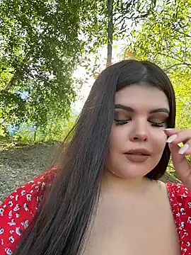 Snapshot of AmeliaBronze chatting on July 6, 2026, 3:02 am AmeliaBronze online show from July 6, 2026, 3:02 am