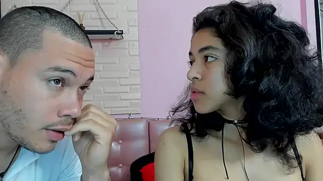 Aronandmoli69 online show from June 16, 2026, 1:22 pm