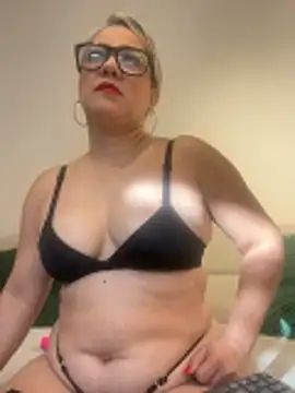 Camila Noer online show from May 12, 2026, 12:44 pm
