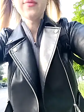 TrueSexyCrime online show from May 13, 2026, 4:36 pm
