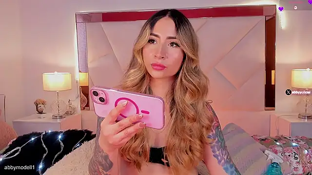 Snapshot of abbymodell1 chatting on May 31, 2026, 9:37 pm abbymodell1 online show from May 31, 2026, 9:37 pm