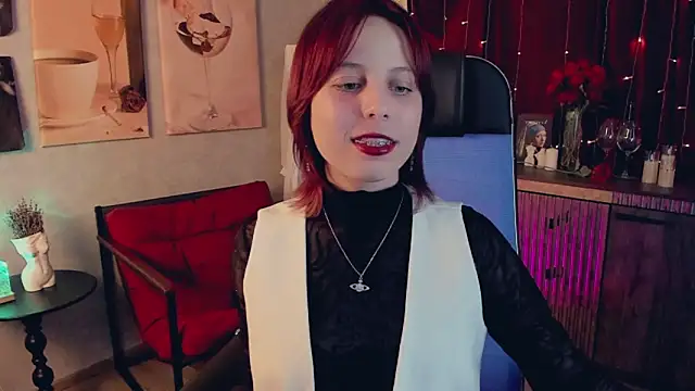 VivienneHebert online show from May 12, 2026, 12:55 pm