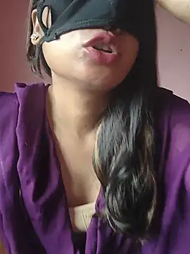Snapshot of sexy_bhabhii chatting on July 19, 2026, 7:50 am sexy bhabhii online show from July 19, 2026, 7:50 am