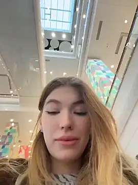 Risky Mia69 online show from April 16, 2026, 3:57 pm