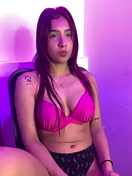 miss carly online show from April 30, 2026, 6:04 pm