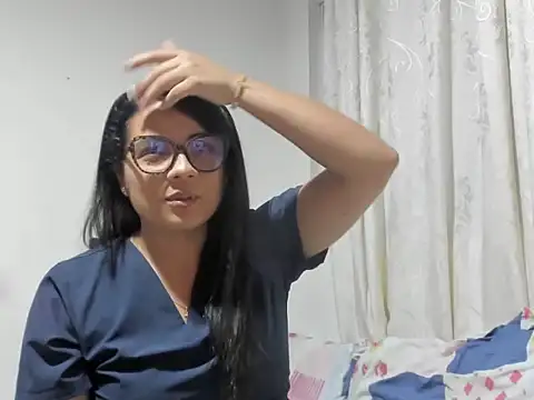Snapshot of catalinamor chatting on May 26, 2026, 1:15 am catalinamor online show from May 26, 2026, 1:15 am