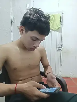 Snapshot of curious_straight_guy chatting on July 18, 2026, 2:09 am curious straight guy online show from July 18, 2026, 2:09 am